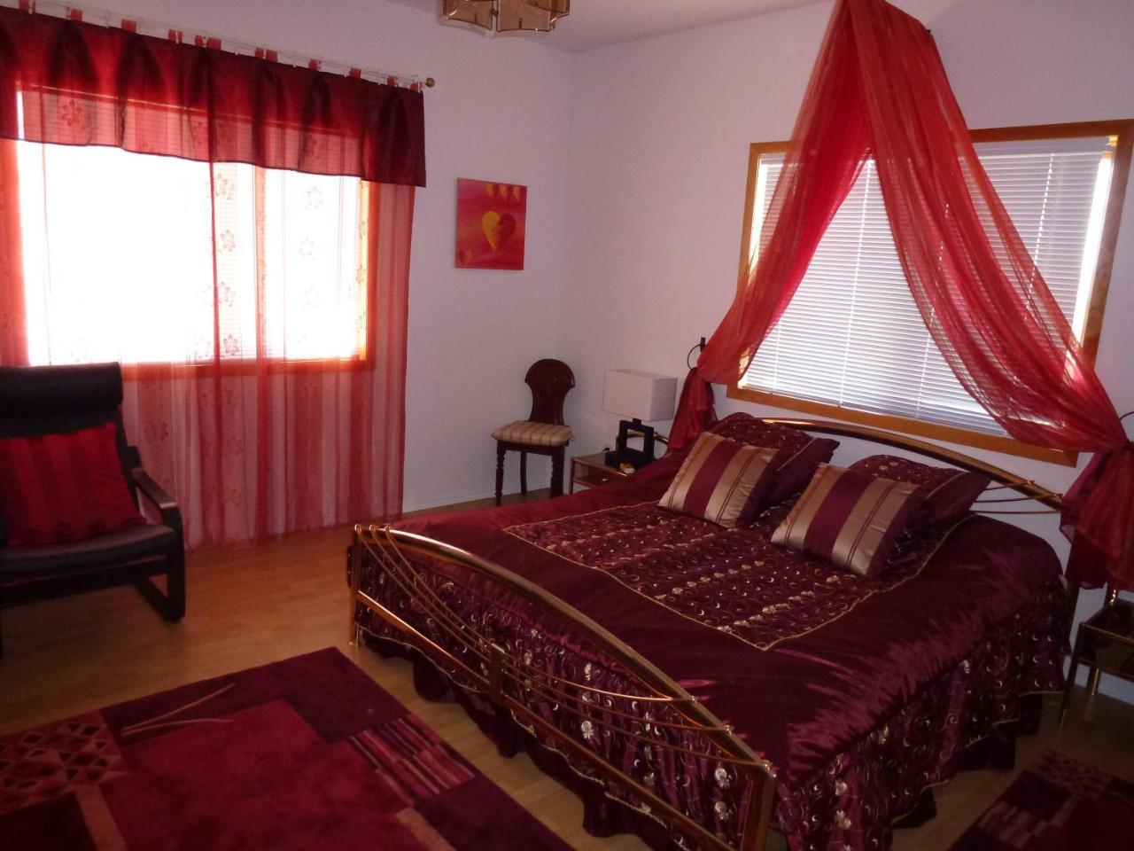Little Black Bear Lodge/B&B Bridge Lake Екстериор снимка
